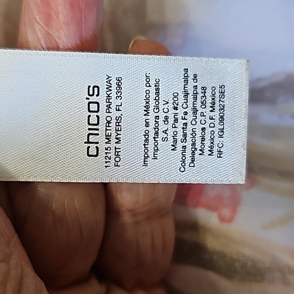 Chico's blouse, lovely colors. Size 1. V neck tab sleeves. Chiffon overlay. Love - Picture 9 of 11